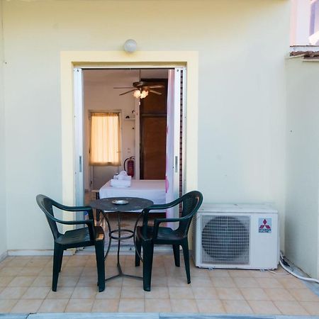 Southgate Apartments Agios Georgios  Dış mekan fotoğraf