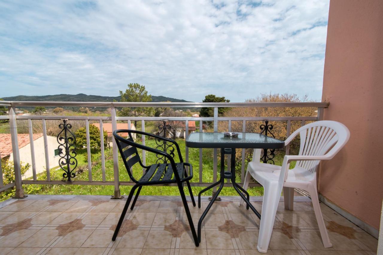 Southgate Apartments Agios Georgios  Dış mekan fotoğraf
