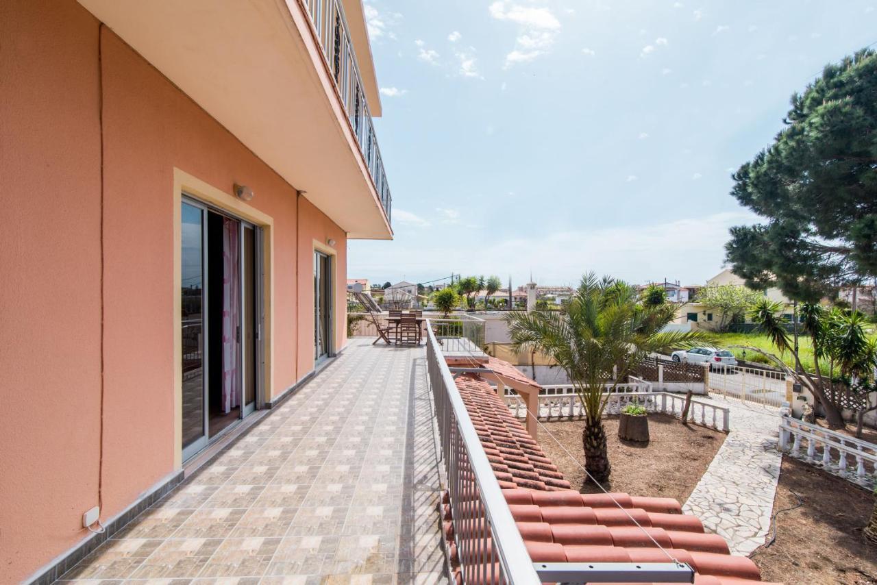 Southgate Apartments Agios Georgios  Dış mekan fotoğraf