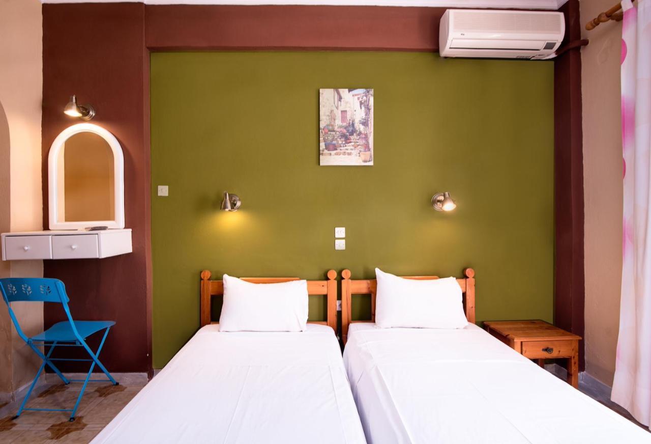 Southgate Apartments Agios Georgios  Dış mekan fotoğraf