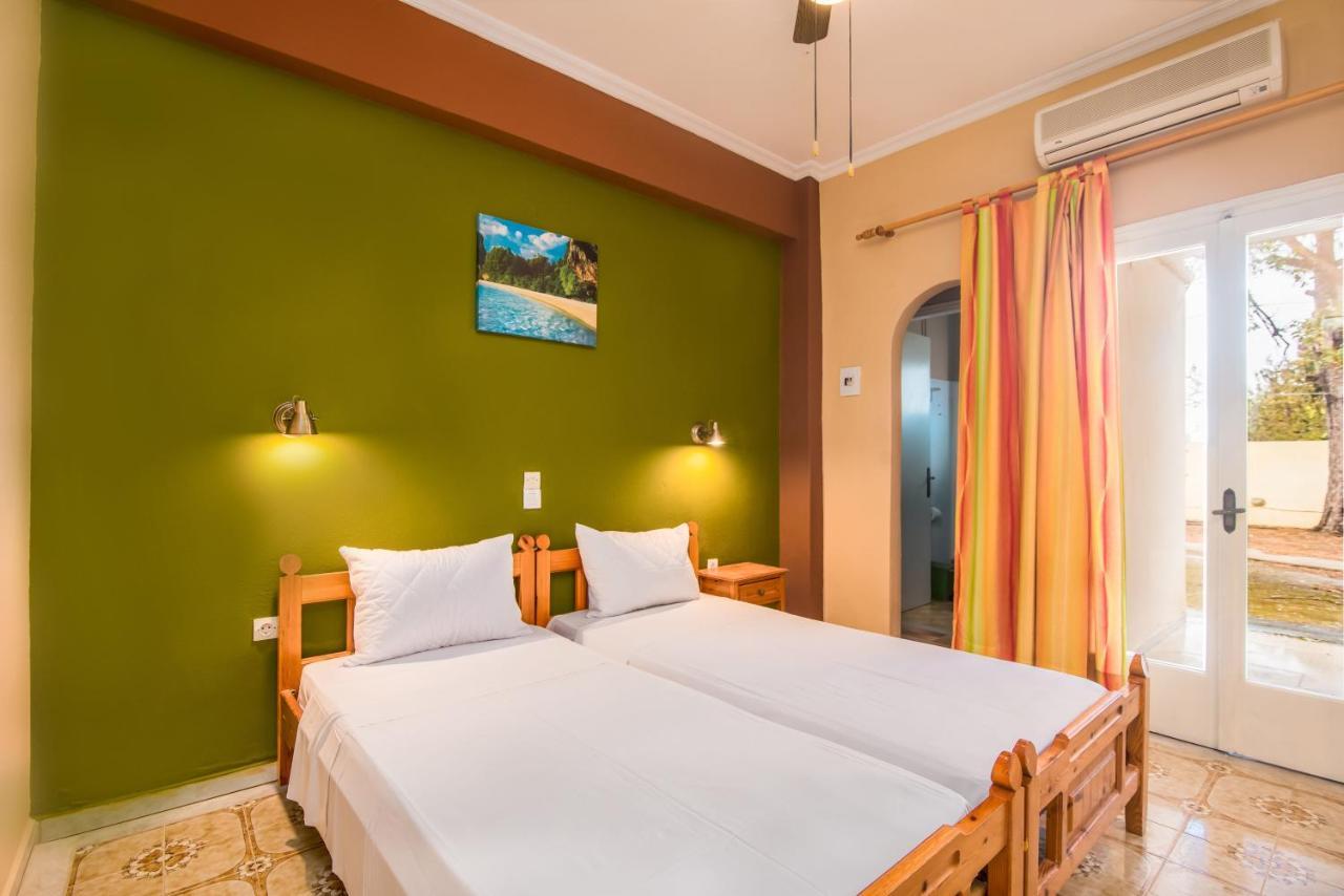 Southgate Apartments Agios Georgios  Dış mekan fotoğraf