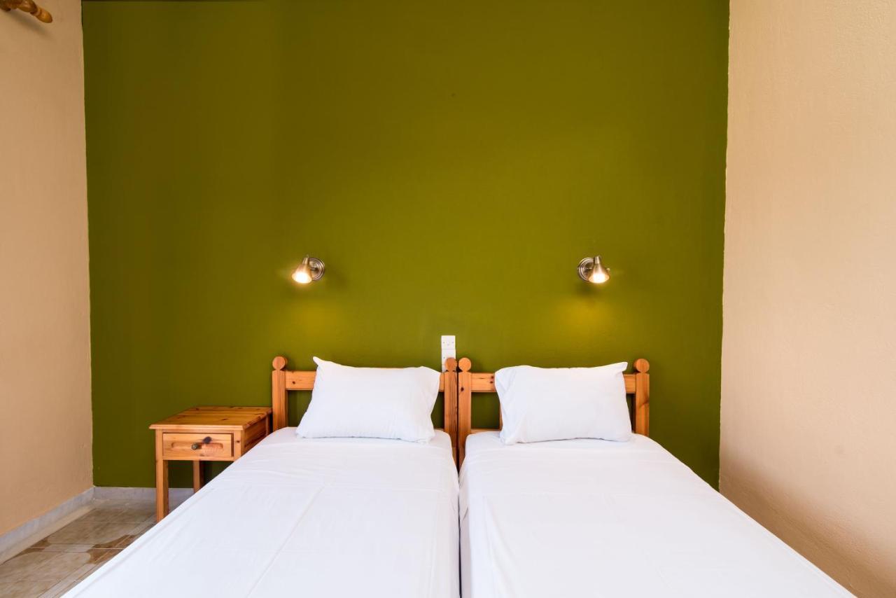 Southgate Apartments Agios Georgios  Dış mekan fotoğraf