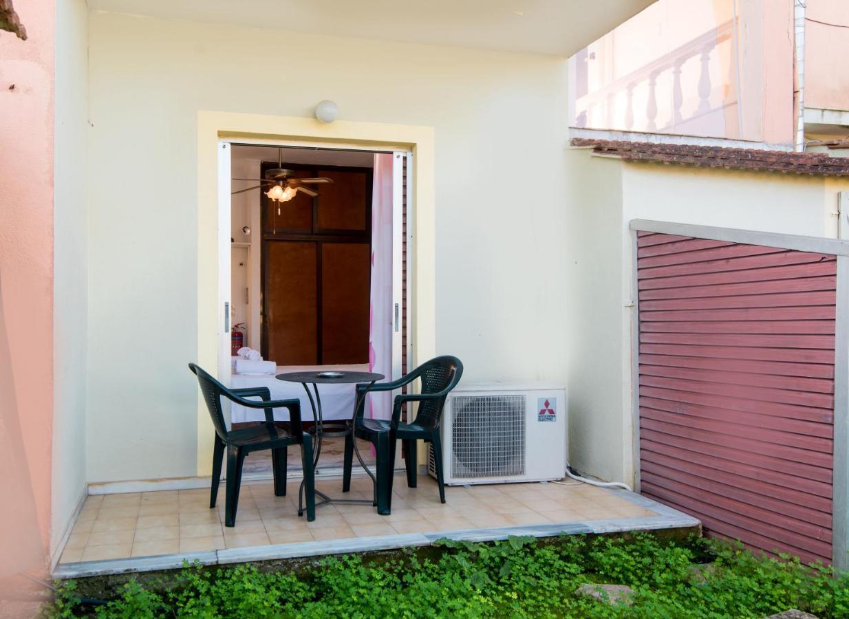 Southgate Apartments Agios Georgios  Dış mekan fotoğraf